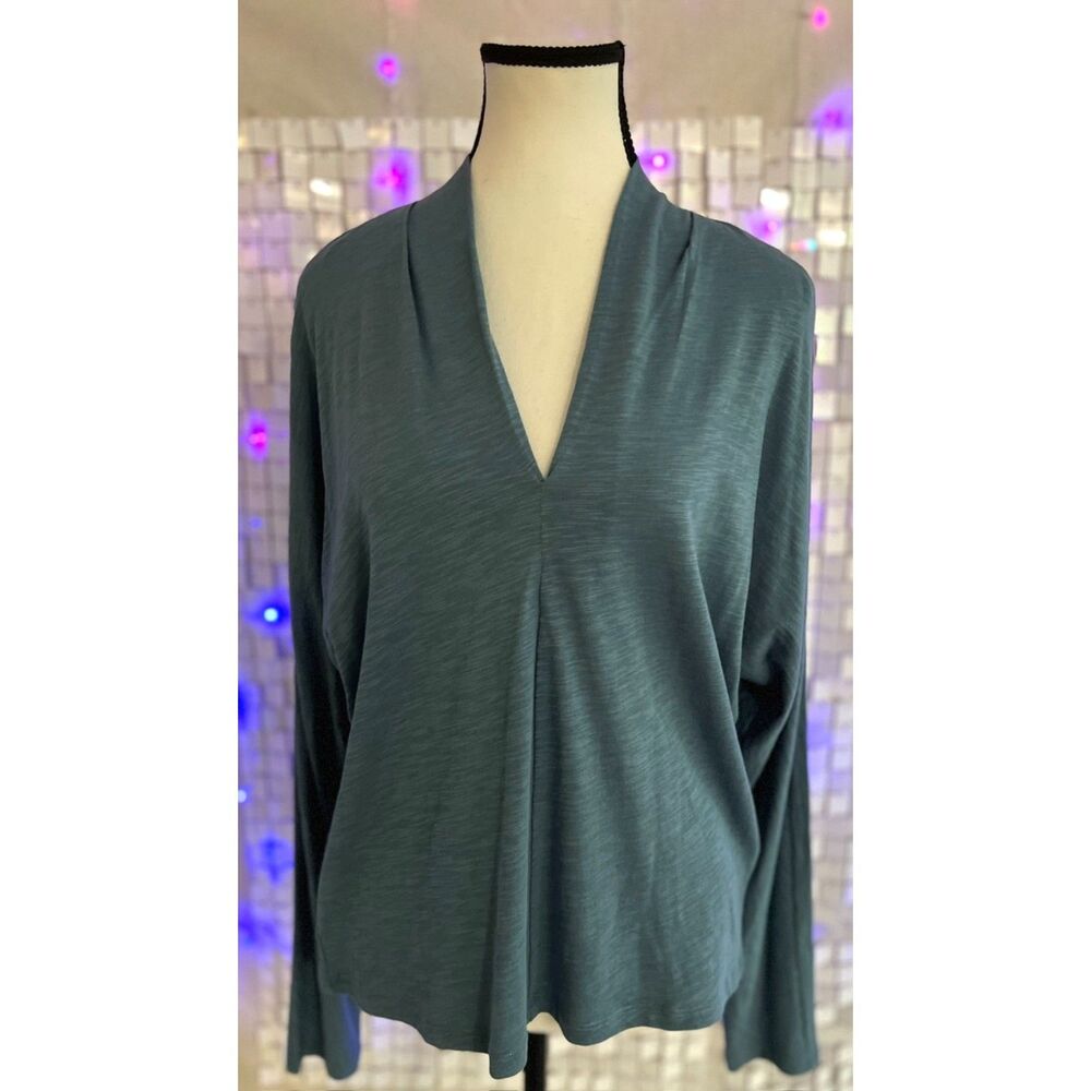 NWT Lilla P Split Collar Dolman top in Harbor. Size M.